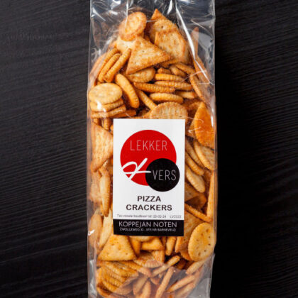 Pizza crackers